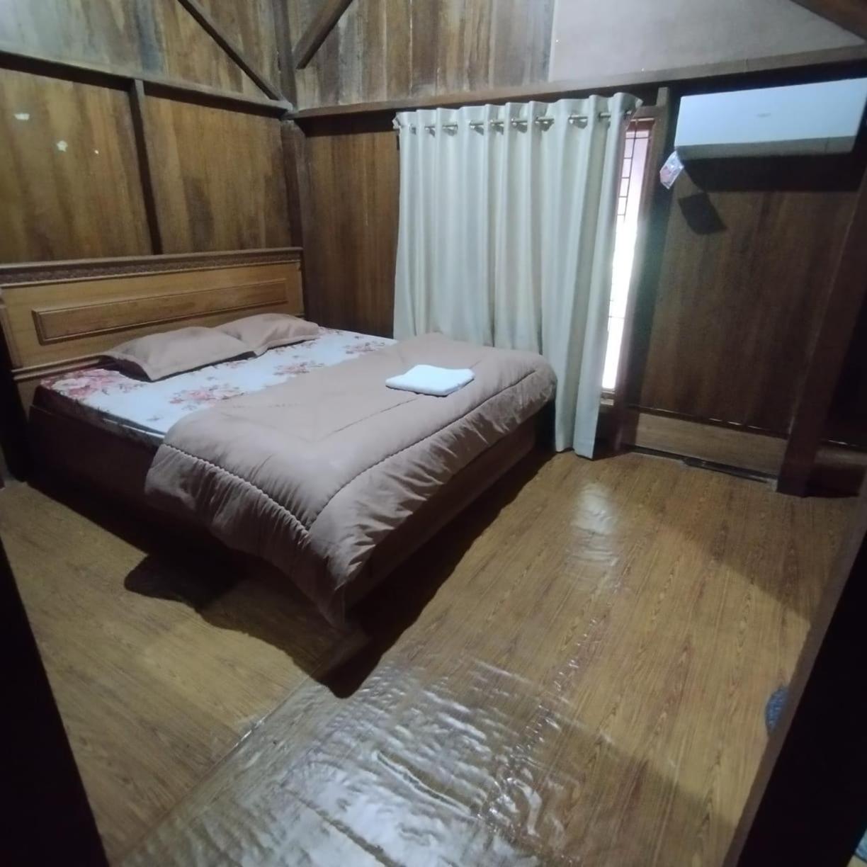 Wisma tamu Aceh House